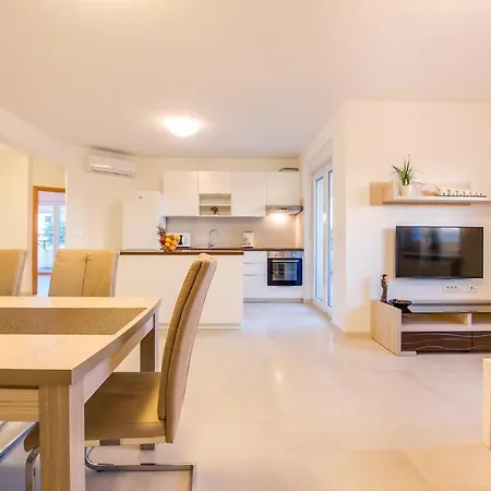 Appartement Cera *